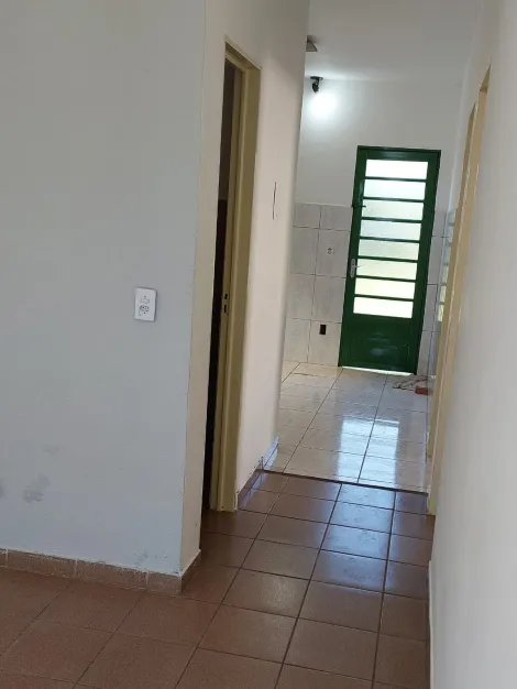 Encantadora Casa com 2 Quartos e Amplo Quintal no Residencial Mariana - Ibaté - por R$1.000,00