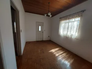 Alugar Casa / Padrão em Araraquara. apenas R$ 450.000,00