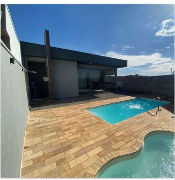 Casa com piscina Jardim Embare