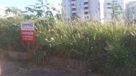 Alugar Terreno / Padrão em São Carlos. apenas R$ 300.000,00