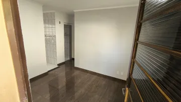 Alugar Apartamento / Padrão em Araraquara. apenas R$ 650,00