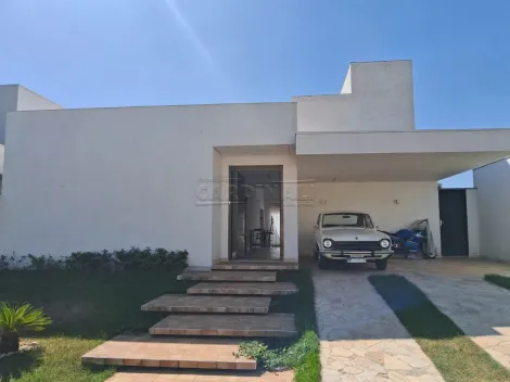 Alugar Casa / Condomínio em Araraquara. apenas R$ 4.500,00