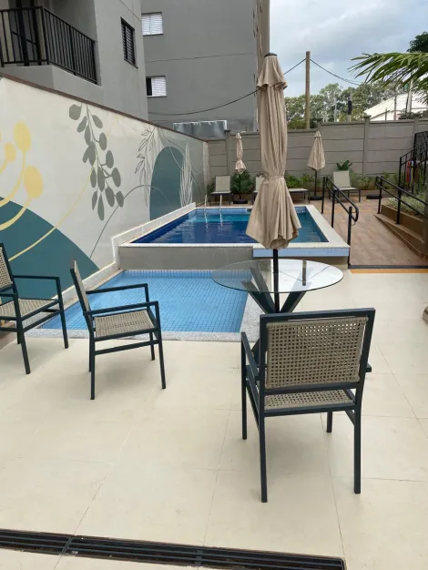 Alugar Apartamento / Padrão em São Carlos. apenas R$ 242.000,00