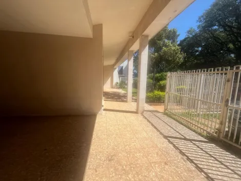 Alugar Casa / Padrão em São Carlos. apenas R$ 3.500.000,00