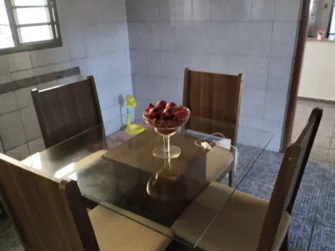 imagem 4 - Casa à Venda no Jardim Bandeirantes por R$280.000 - 4 Quartos, 2 Banheiros, 2 Vagas de Garagem Cobertas imagem 4 - Casa à Venda no Jardim Bandeirantes por R$280.000 - 4 Quartos, 2 Banheiros, 2 Vagas de Garagem Cobertas