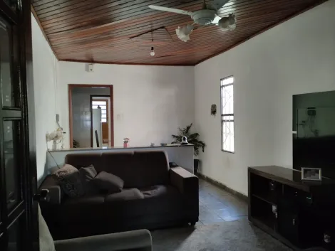 imagem 3 - Casa à Venda no Jardim Bandeirantes por R$280.000 - 4 Quartos, 2 Banheiros, 2 Vagas de Garagem Cobertas imagem 3 - Casa à Venda no Jardim Bandeirantes por R$280.000 - 4 Quartos, 2 Banheiros, 2 Vagas de Garagem Cobertas