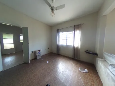 imagem 5 - Casa com ótima localização, no centro da cidade, com terreno grande imagem 5 - Casa com ótima localização, no centro da cidade, com terreno grande