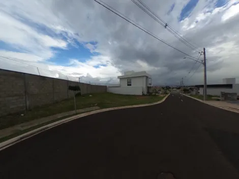 imagem 2 - Terreno em condomínio fechado seguro com uma linda área de lazer. imagem 2 - Terreno em condomínio fechado seguro com uma linda área de lazer.