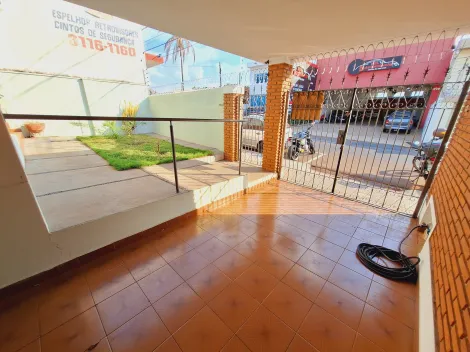 imagem 3 - Casa em localização privilegiada e bem espaçosa imagem 3 - Casa em localização privilegiada e bem espaçosa