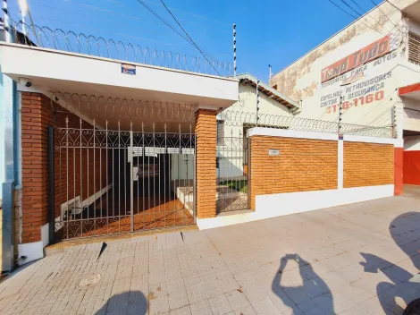 imagem 1 - Casa em localização privilegiada e bem espaçosa imagem 1 - Casa em localização privilegiada e bem espaçosa