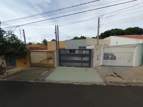 Alugar Casa / Padrão em São Carlos. apenas R$ 300.000,00