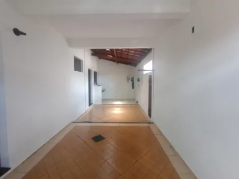 Alugar Casa / Padrão em São Carlos. apenas R$ 318.000,00