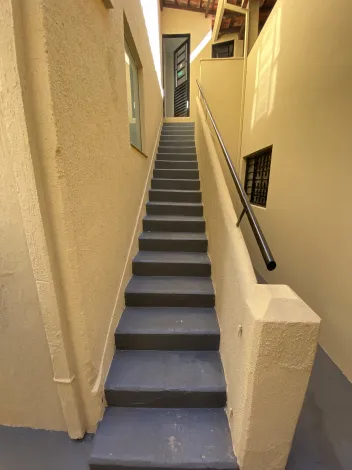 imagem 3 - Casa comercial ou residencial no Centro no andar superior a Paralelo Med em São Carlos imagem 3 - Casa comercial ou residencial no Centro no andar superior a Paralelo Med em São Carlos