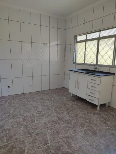 imagem 5 - Encantadora Residência: 2 Dormitórios, Amplo Quintal, à Venda por R$300.000,00 e Locação por R$1.060,00 no Bairro Tranquilo - Jardim Mariana - Ibaté imagem 5 - Encantadora Residência: 2 Dormitórios, Amplo Quintal, à Venda por R$300.000,00 e Locação por R$1.060,00 no Bairro Tranquilo - Jardim Mariana - Ibaté