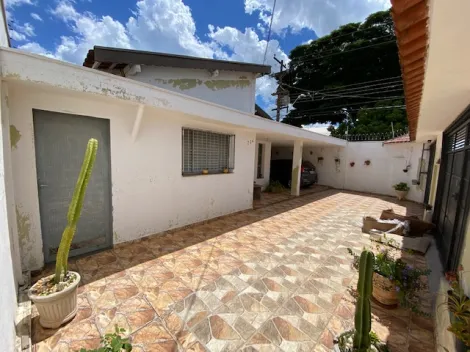 Imóvel no Boa Vista com um galpão no quintal