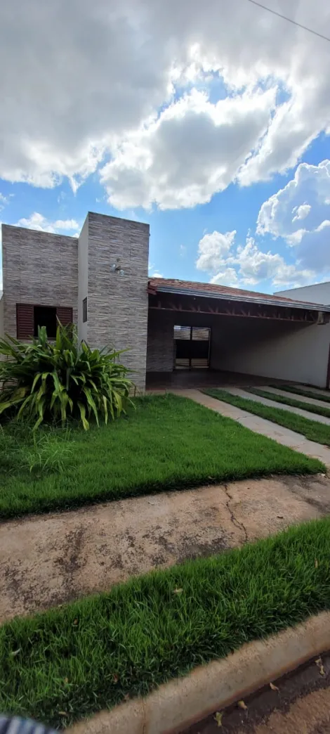 Alugar Casa / Condomínio em Araraquara. apenas R$ 375.000,00