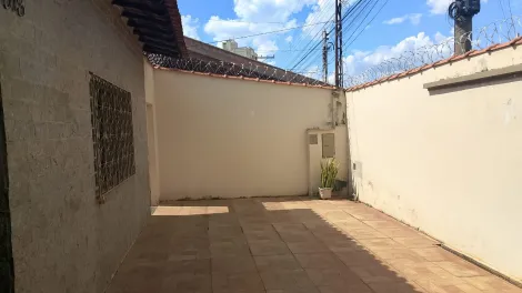imagem 2 - Casa com boa localização próximo a supermercados, bancos, varejão, escola e creche imagem 2 - Casa com boa localização próximo a supermercados, bancos, varejão, escola e creche