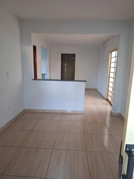 imagem 4 - Casa com boa localização próximo escola, creche e supermercados imagem 4 - Casa com boa localização próximo escola, creche e supermercados