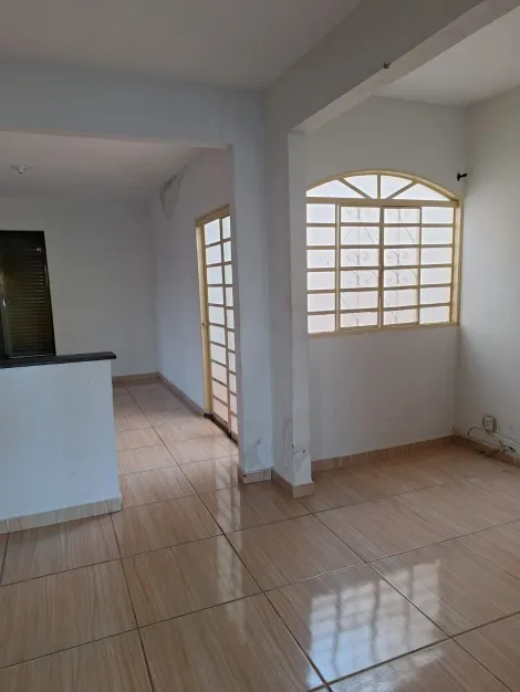 imagem 5 - Casa com boa localização próximo escola, creche e supermercados imagem 5 - Casa com boa localização próximo escola, creche e supermercados