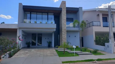 imagem 1 - Casa em condomínio fechado com excelente localização próximo a mercado e centro imagem 1 - Casa em condomínio fechado com excelente localização próximo a mercado e centro