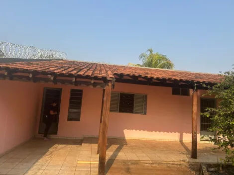 imagem 3 - Casa com boa localização próximo escola, creche e supermercados imagem 3 - Casa com boa localização próximo escola, creche e supermercados