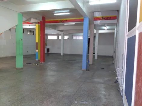 imagem 1 - Sobrado com Salão Comercial e Duas Casas em Localização Privilegiada em São Carlos Próximo à Praça Santa Cruz imagem 1 - Sobrado com Salão Comercial e Duas Casas em Localização Privilegiada em São Carlos Próximo à Praça Santa Cruz
