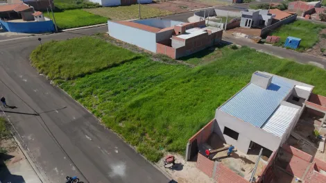 imagem 3 - Terreno Plano e pronto para ser Construído bairro Novo. imagem 3 - Terreno Plano e pronto para ser Construído bairro Novo.