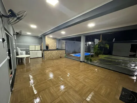 imagem 4 - Casa com piscina,  quintal amplo e área de lazer completa imagem 4 - Casa com piscina,  quintal amplo e área de lazer completa