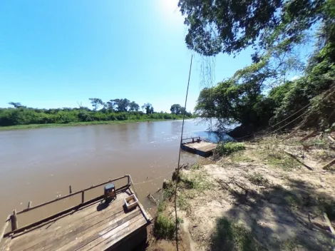 imagem 3 - Rancho com acesso/ divisa/ colado com Rio mogui. imagem 3 - Rancho com acesso/ divisa/ colado com Rio mogui.