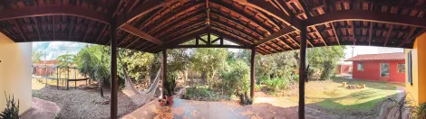 imagem 2 - Linda chácara com ótima localização, arquitetura diferente na construção com muito bom gosto, com salão amplo com banheiro e cozinha imagem 2 - Linda chácara com ótima localização, arquitetura diferente na construção com muito bom gosto, com salão amplo com banheiro e cozinha