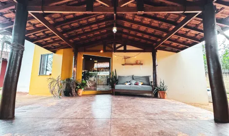 imagem 3 - Linda chácara com ótima localização, arquitetura diferente na construção com muito bom gosto, com salão amplo com banheiro e cozinha imagem 3 - Linda chácara com ótima localização, arquitetura diferente na construção com muito bom gosto, com salão amplo com banheiro e cozinha