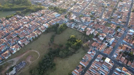 imagem 4 - Área grande muito bem localizada com Bairro Jardim Belvedere. imagem 4 - Área grande muito bem localizada com Bairro Jardim Belvedere.