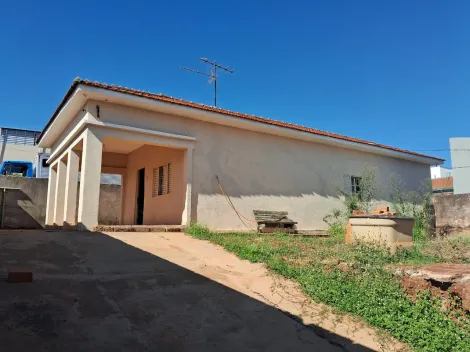 imagem 3 - Casa com amplo terreno de esquina, com localização privilegiada. imagem 3 - Casa com amplo terreno de esquina, com localização privilegiada.