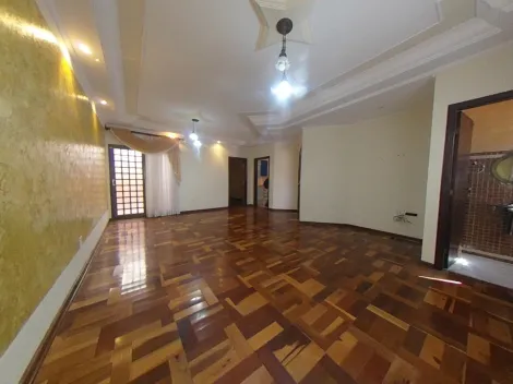 imagem 5 - casa de três dormitórios sendo um suíte com quatro vagas de garagem. imagem 5 - casa de três dormitórios sendo um suíte com quatro vagas de garagem.