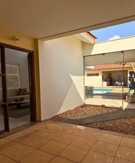 imagem 2 - Linda casa com piscina e localização espetacular. imagem 2 - Linda casa com piscina e localização espetacular.