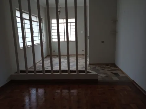imagem 1 - casa de três dormitórios no centro de São Carlos tanto residencial quanto comercial. imagem 1 - casa de três dormitórios no centro de São Carlos tanto residencial quanto comercial.