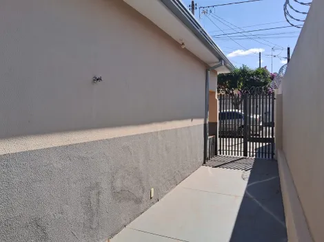 imagem 2 - Casa com ótima localização, terreno grande imagem 2 - Casa com ótima localização, terreno grande