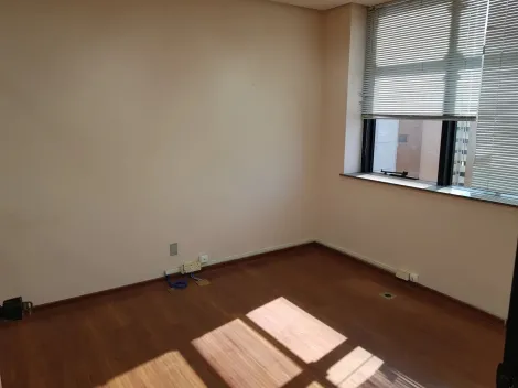 imagem 5 - Sala comercial de 53m² com 02 banheiros para locação - Centro imagem 5 - Sala comercial de 53m² com 02 banheiros para locação - Centro