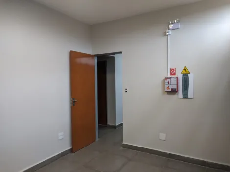 imagem 4 - Galpão comercial de 1.800 varias salas e piso superior com sala ampla para Locação - Avelino Alves Palma imagem 4 - Galpão comercial de 1.800 varias salas e piso superior com sala ampla para Locação - Avelino Alves Palma