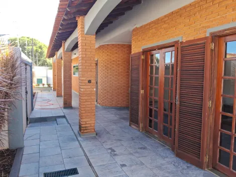 imagem 3 - Casa de esquina com ótima localização, 03 dormitórios com suíte imagem 3 - Casa de esquina com ótima localização, 03 dormitórios com suíte