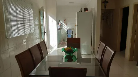 imagem 5 - Casa com ótima localização, próximo a escolas e supermercados. imagem 5 - Casa com ótima localização, próximo a escolas e supermercados.