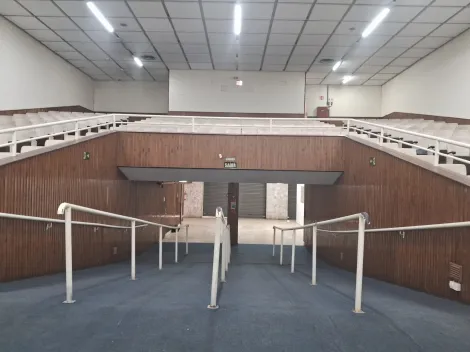 imagem 4 - Prédio comercial com localização privilegiada, proprietário aceita adaptações. imagem 4 - Prédio comercial com localização privilegiada, proprietário aceita adaptações.