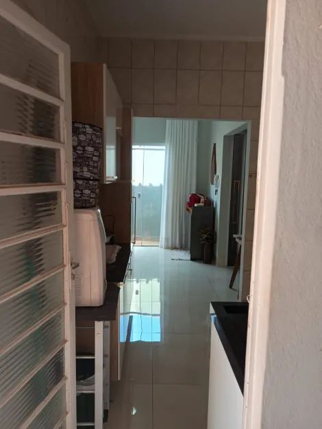 imagem 3 - Casa com excelente localização, próximo a supermercados e comércio. imagem 3 - Casa com excelente localização, próximo a supermercados e comércio.