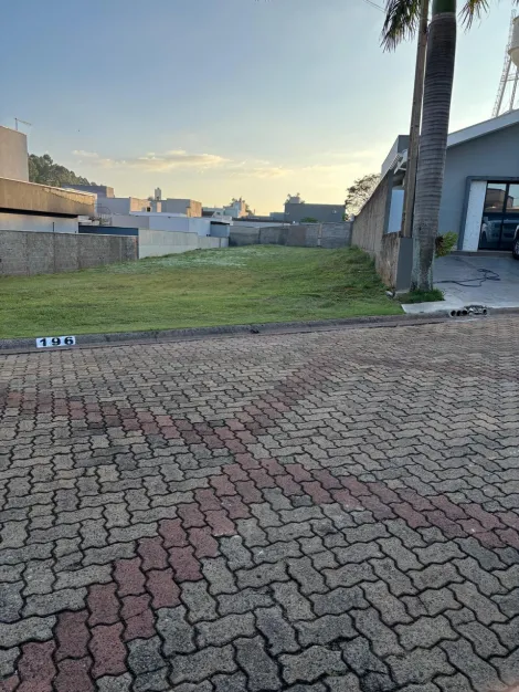 imagem 1 - Terreno em condomínio fechado, com excelente localização. imagem 1 - Terreno em condomínio fechado, com excelente localização.