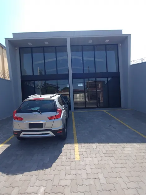 imagem 1 - Salão comercial com sala, mezanino e estacionamento na frente. imagem 1 - Salão comercial com sala, mezanino e estacionamento na frente.