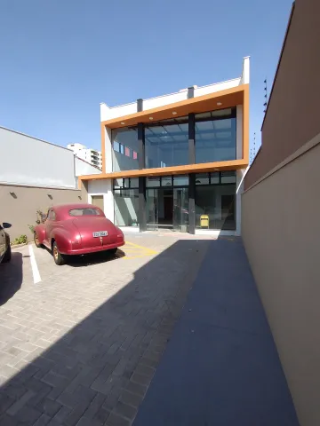 imagem 1 - Salão comercial com estacionamento para 6 carros e mezanino com elevador. imagem 1 - Salão comercial com estacionamento para 6 carros e mezanino com elevador.