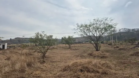 imagem 3 - Linda área rural com rio, próxima à cidade. imagem 3 - Linda área rural com rio, próxima à cidade.
