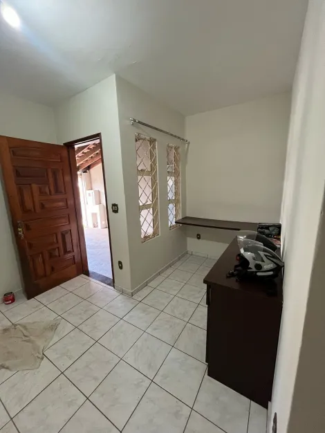 imagem 3 - Casa com ótima localização, próximo a supermercados e comércio. imagem 3 - Casa com ótima localização, próximo a supermercados e comércio.