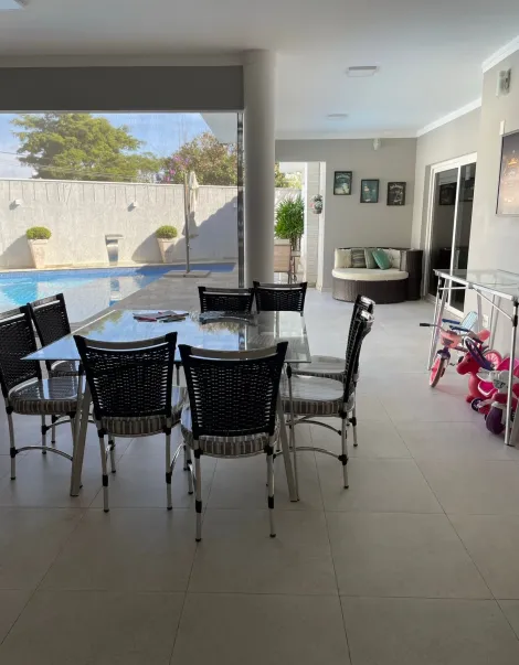 imagem 3 - Casa em condomínio, com área de lazer completo, piscina e repletos de armários. imagem 3 - Casa em condomínio, com área de lazer completo, piscina e repletos de armários.