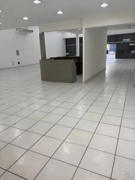 imagem 3 - Salão comercial com localização privilegiada, com estacionamento. imagem 3 - Salão comercial com localização privilegiada, com estacionamento.